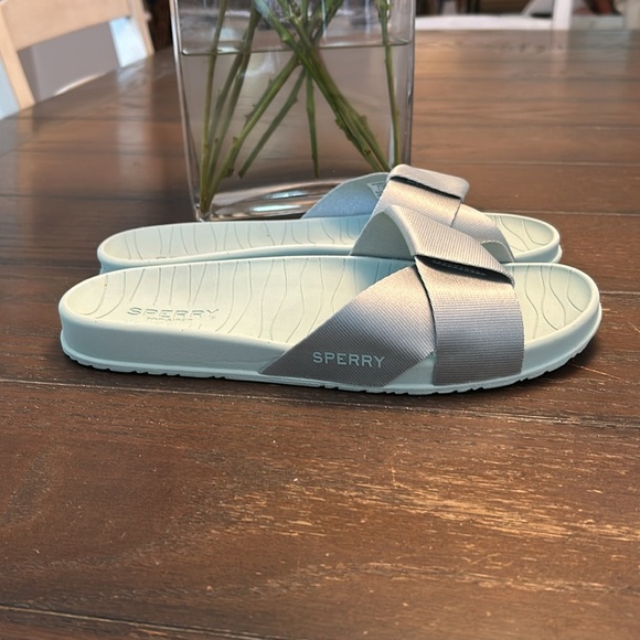 Sperry Top Sider slides.  Size 9.  Light turquoise/ blue/ green. - Picture 4 of 10